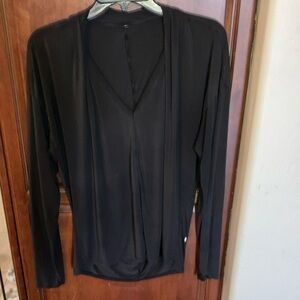 Lots of 2 Long Sleeve tops